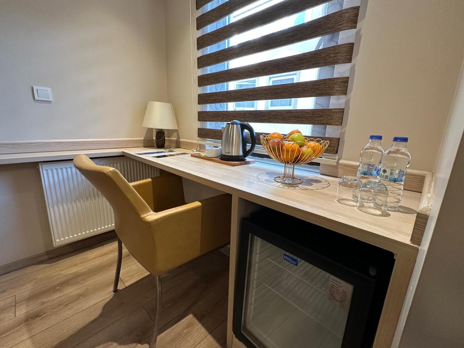 Hotel Mavirem Истанбул Екстериор снимка